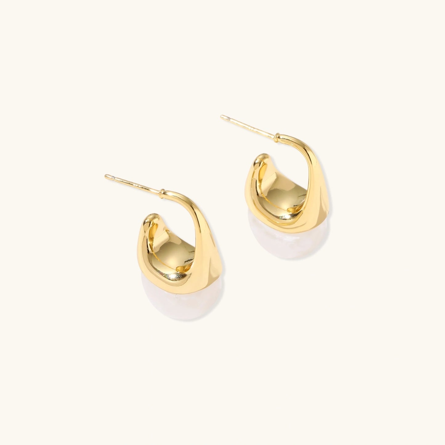 Sculptural Cone Hoops - 18K gullforgylt eco-brass
