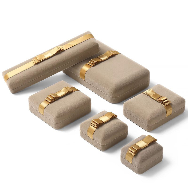 Beige velvet jewelry box