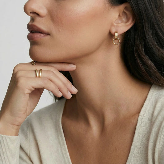 Elegante øredobber i 18K Gull forgylt rustfritt stål | Linear Loop Drops